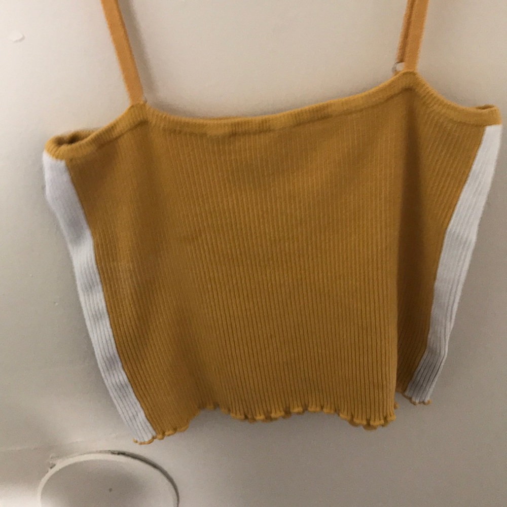 spaghetti strap crop top